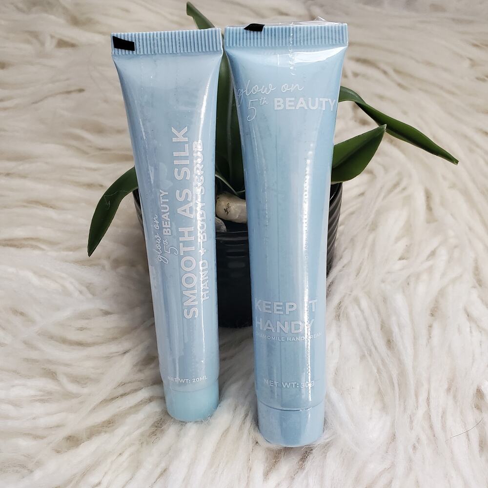 Glow On 5th Beauty Smooth As Silk Scrub & Keep It Handy Moisturizer Bundle